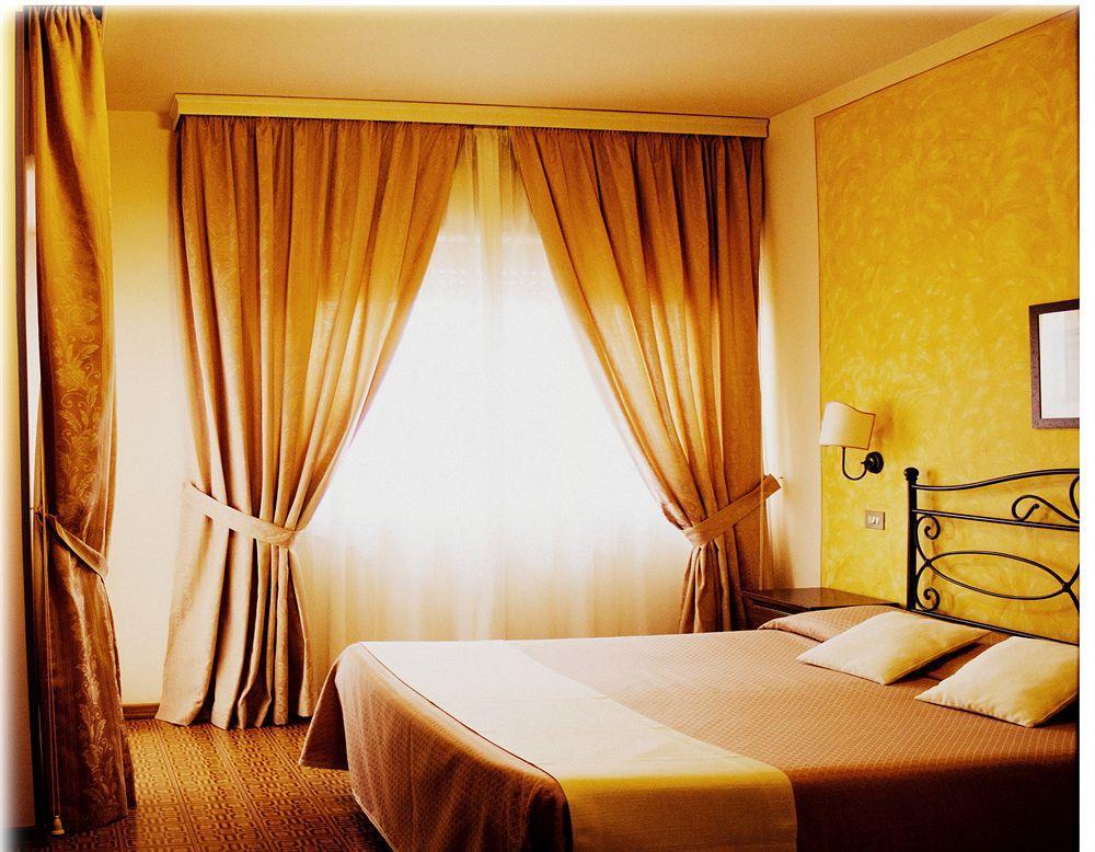 Hotel Ristorante Tre Stelle Sant'Albino Екстериор снимка