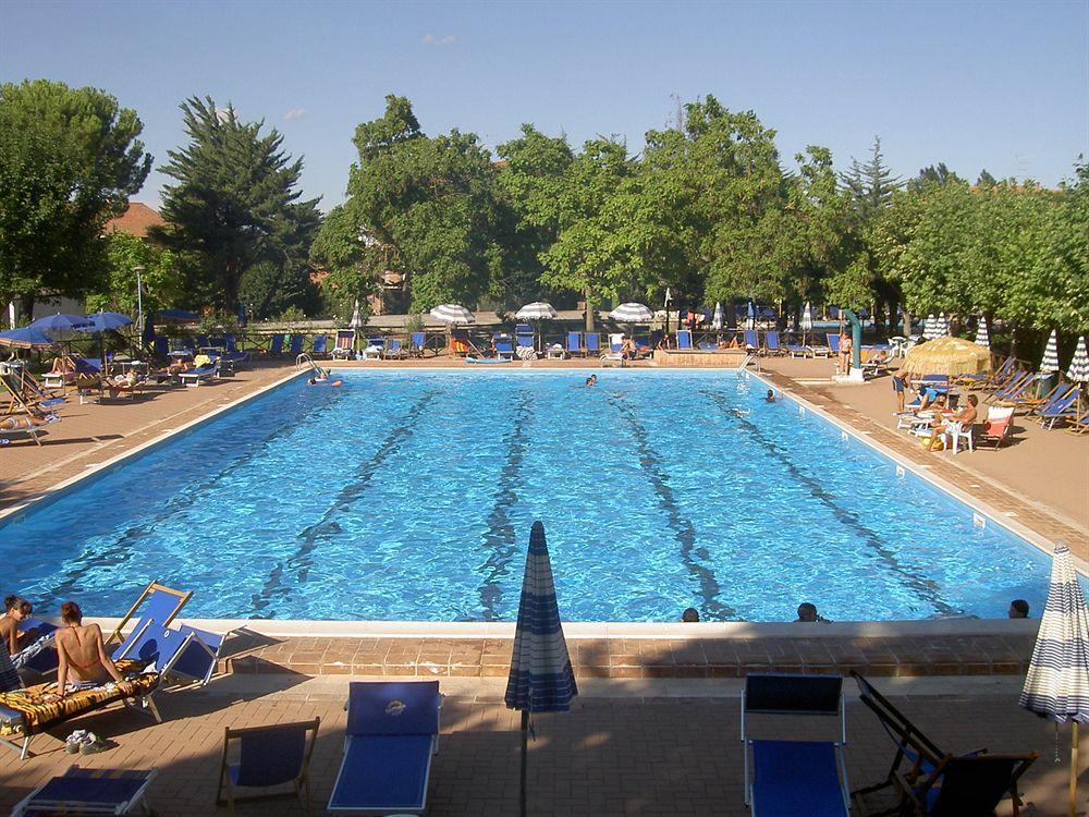 Hotel Ristorante Tre Stelle Sant'Albino Екстериор снимка