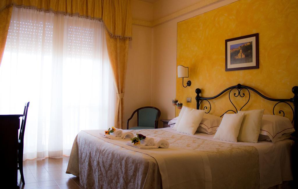 Hotel Ristorante Tre Stelle Sant'Albino Екстериор снимка
