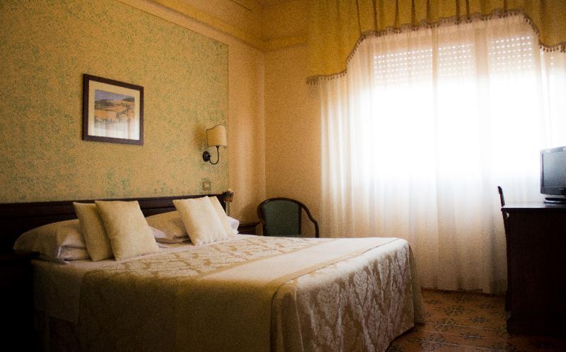 Hotel Ristorante Tre Stelle Sant'Albino Екстериор снимка
